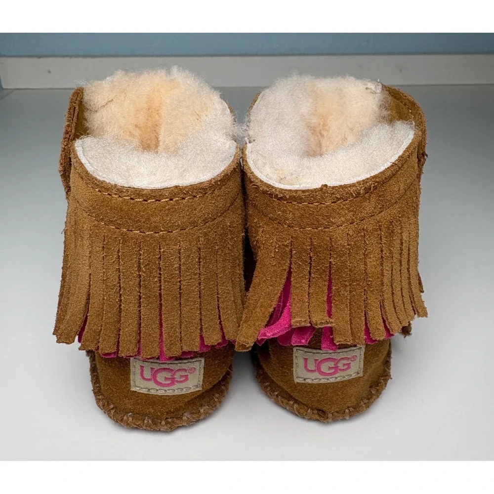 UGG Boots 2/3 infant Chestnut Pink‎ Fringe Suede Sheepskin Booties branyn